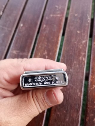 Zippo Calavera Plateada