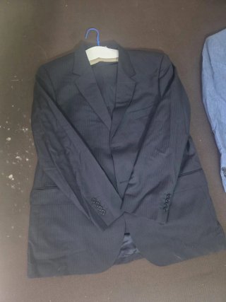 Traje de hombre negro