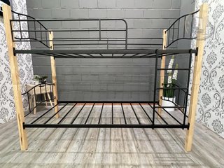 Litera Doble Cama de Madera y Metal 90x190cm