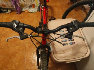 Bicicleta BPRO 24  y 26 Roja con negro.