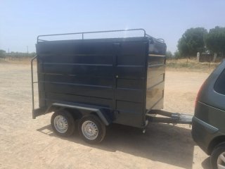 Remolque cerrado 2 ejes freno EN STOCK 250X160X150