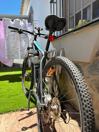 Bicicleta Trek Gris y Azul