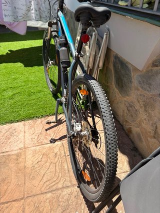 Bicicleta Trek Gris y Azul