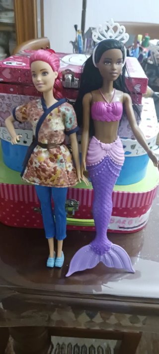 Lote de 4 Muñecas Barbie