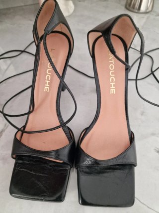 Sandalias tacón Latouche negras