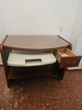 Mesa escritorio ordenador cristal y madera