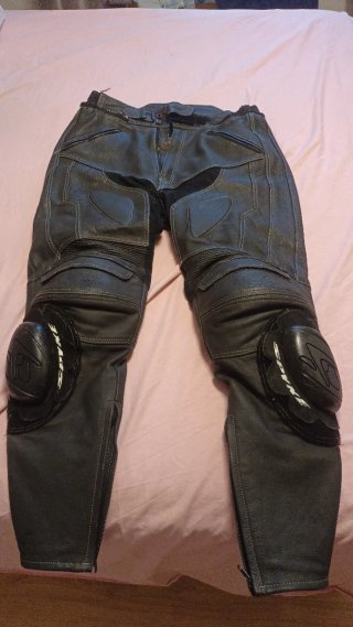 Pantalones de moto de cuero