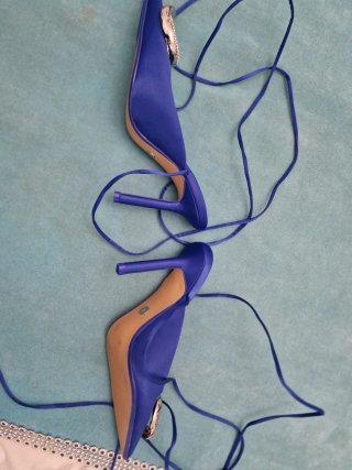 Zapatos Zara tacón azul talla 37