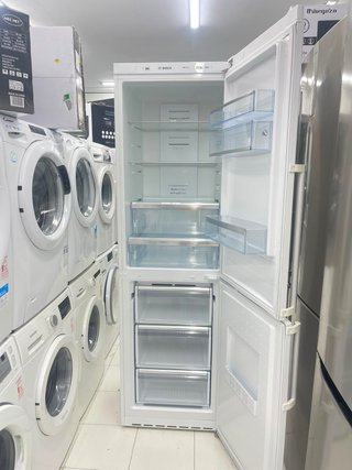 Nevera Blanca Bosch con garantia transporte.
