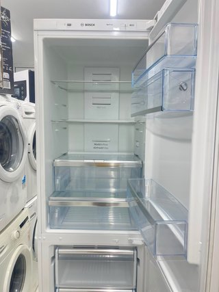 Nevera Blanca Bosch con garantia transporte.