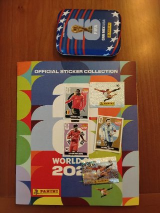 Álbum Panini FIFA World Cup 2026 + Stickers Extra