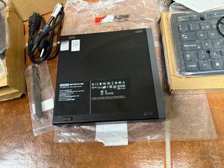 Lenovo ThinkCentre neo 50q QC Snapdragon, 16, 512