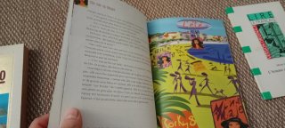 Dos libros de lectura para estudiantes de francés.