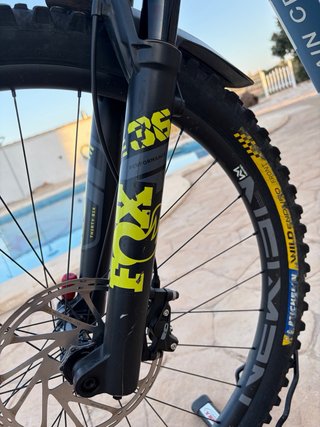 Bicicleta Eléctrica Husqvarna MC5