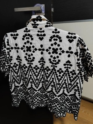 Camisa Zara bordada mujer