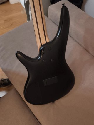 Bajo Eléctrico Ibanez SR300EB Negro