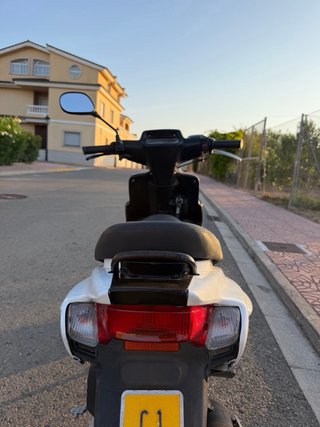 Yamaha BWS CW50RS Scooter 49cc