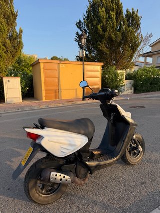 Yamaha BWS CW50RS Scooter 49cc