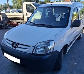 130058 paragolpes tras peugeot partner furgon 1.6