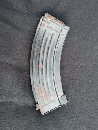 Cargador metálico curvo rifle