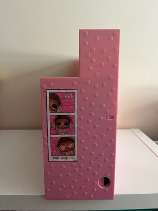 Colección LOL Surprise con casita y accesorios.