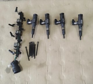 4 INYECTORES+CABLES MOTOR 2.0TDI 140CV BKP