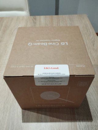 Proyector LG Cine Beam Q Laser 4K
