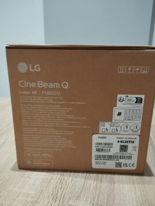 Proyector LG Cine Beam Q Laser 4K