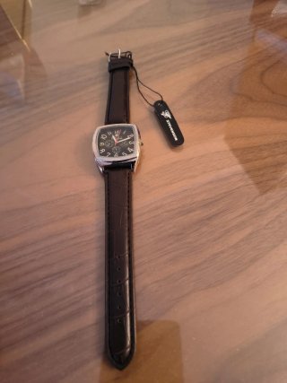 Relojes varios diseños