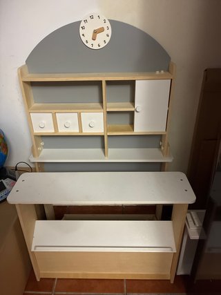 Tienda de Juguete Infantil con Reloj