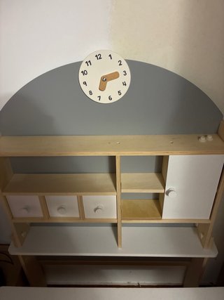 Tienda de Juguete Infantil con Reloj