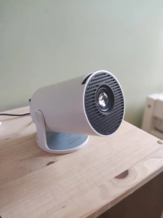 Proyector Portátil Magcubic HY300 Android 14