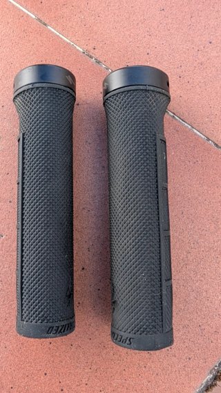 Puños Specialized Lock-On Negros