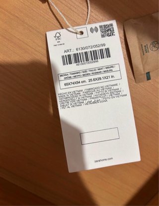 Mesa auxiliar madera Zara Home