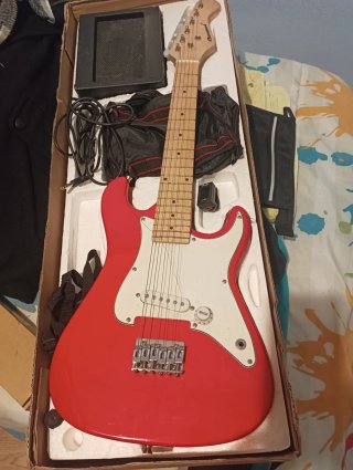 Guitarra Eléctrica Roja