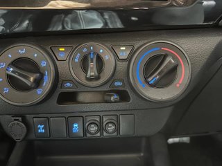 Toyota Hilux Toyota Hilux Doble Cabina 2.4 150D 4x4 VX