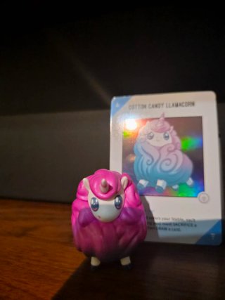Unstable Unicorns Figura Vinilo + Carta
