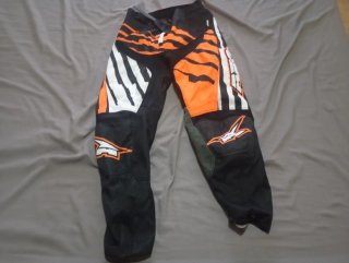 Conjunto Enduro Alpinestars y axo Talla 12 Años