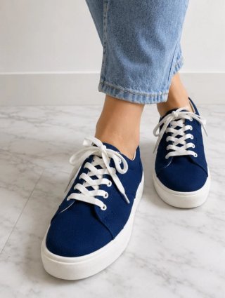 Sneakers platform blu navy con lacci bianchi, tg39