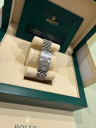 Rolex GMT-Master II Pepsi