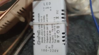 Aplique LED Curvo Acrílico Malla Moderno