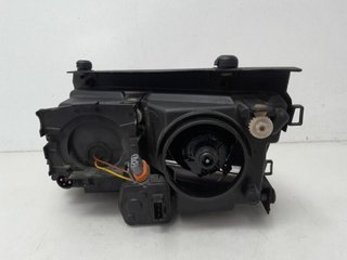 Faro derecho 14742600 volkswagen passat 1148120