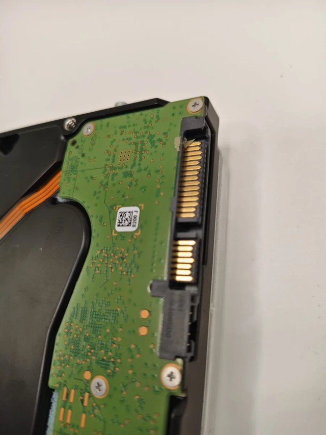 Disco Duro Seagate Barracuda 24TB