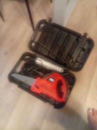 Sierra eléctrica Black & Decker