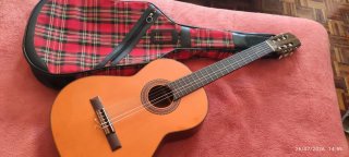 Guitarra Española con Funda