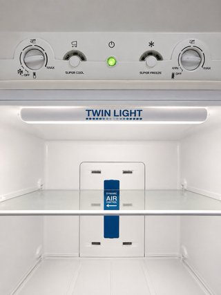 Nevera Indesit blanca