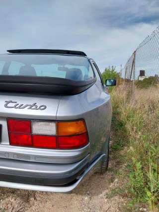 Porsche 944 TURBO