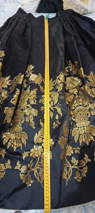 Traje Fallera Negro y Dorado Talla 44/46