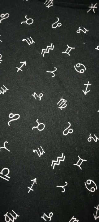 Camiseta mujer estampada zodiaco