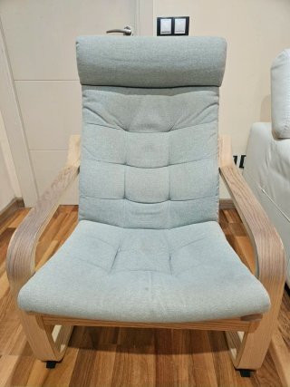 Sillón moderno madera y tela gris